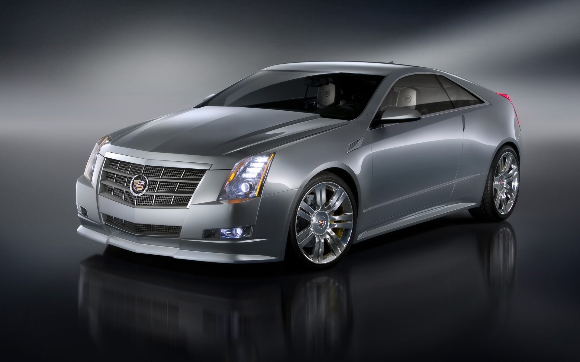 cadillac cts серебристый