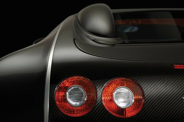 Bugatti headlights - the eyes of the car