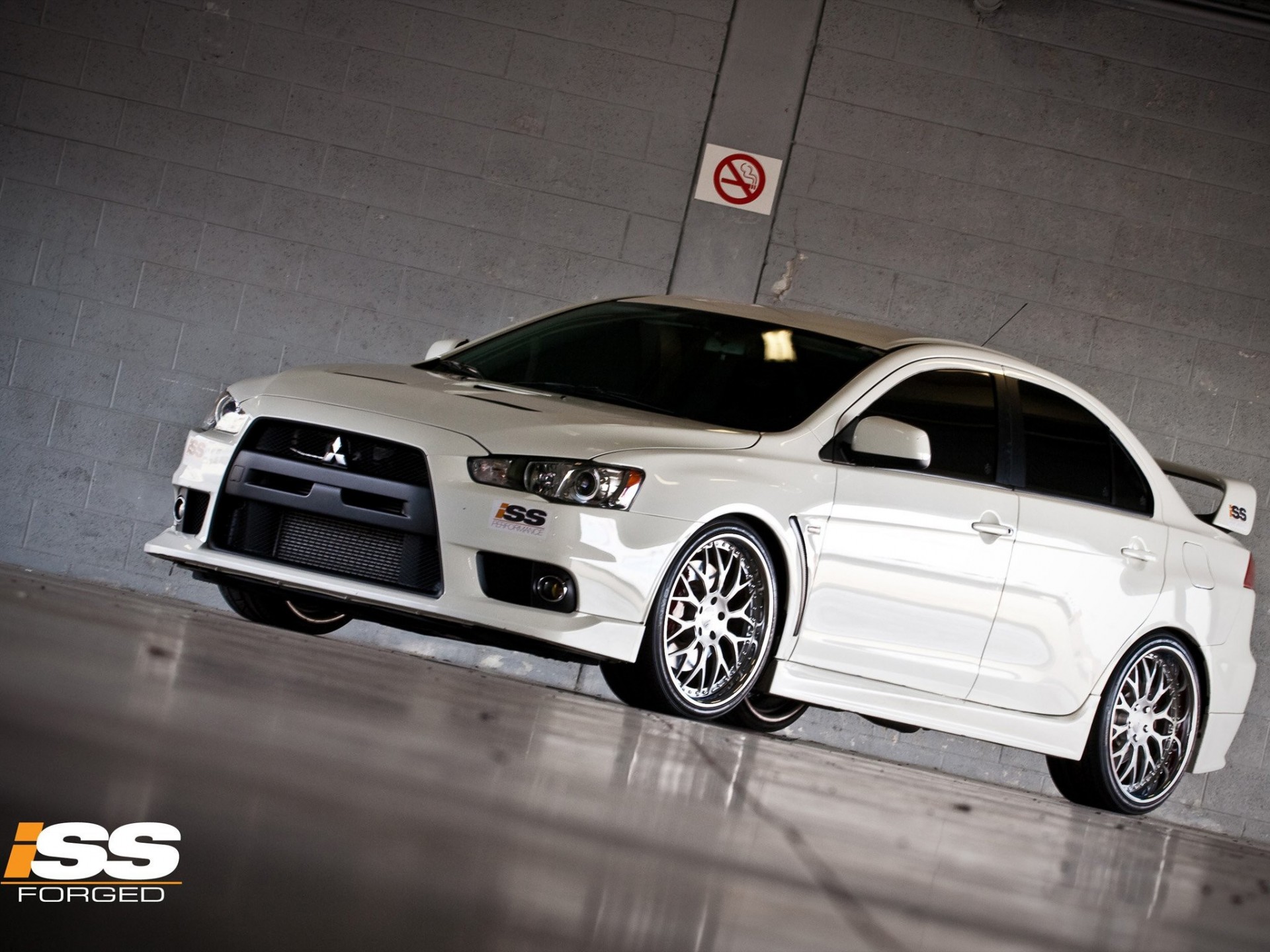 mitsubishi lancer x 10 не курить парковка белый