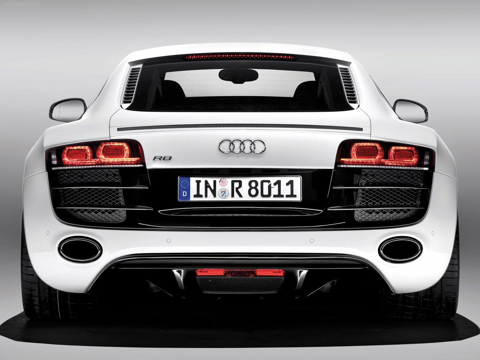 audi r8 blanco