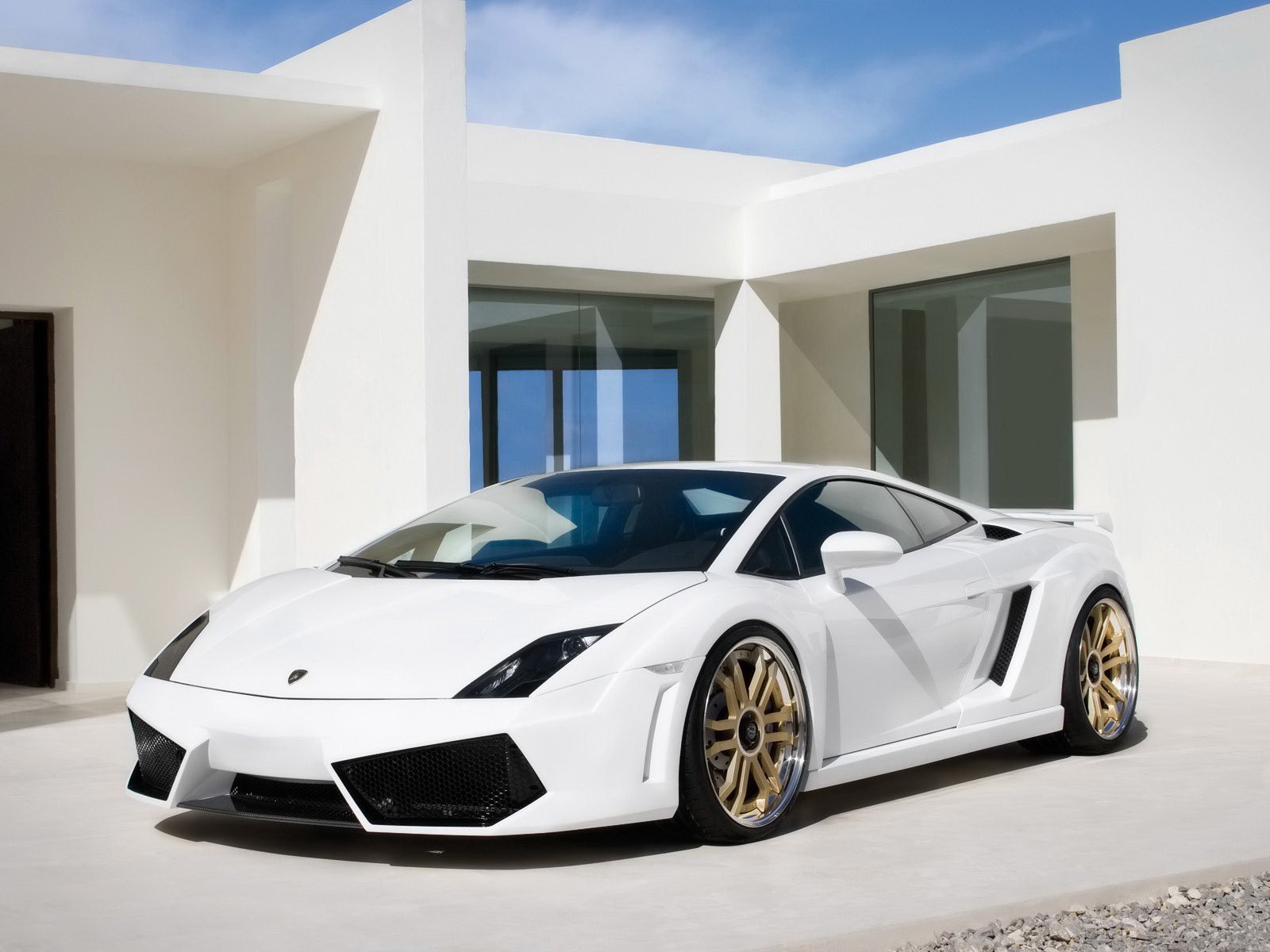 lamborghini weiß haus