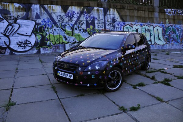 Underground Kia LED 4 en lugar con graffiti