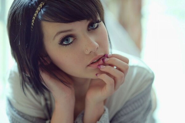 Young lady dark-haired with heavenly and eyes