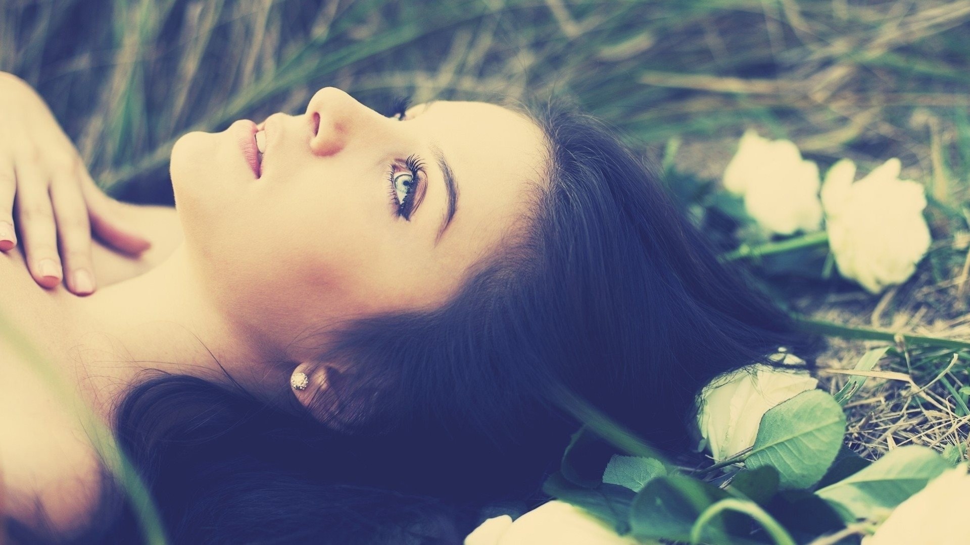 brunette grass girl hair