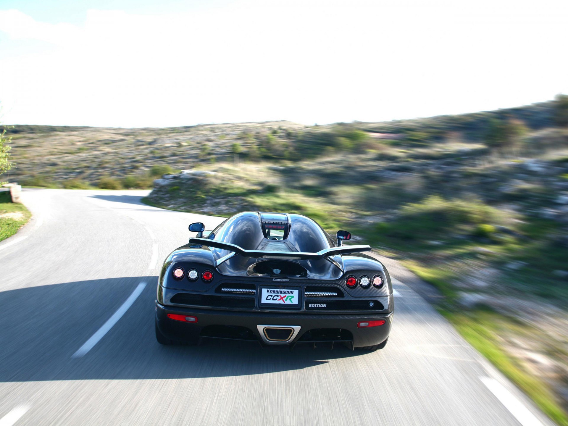 koenigsegg ccx straße himmel baum unschärfe