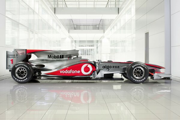 Mercedes racing car in the white hall