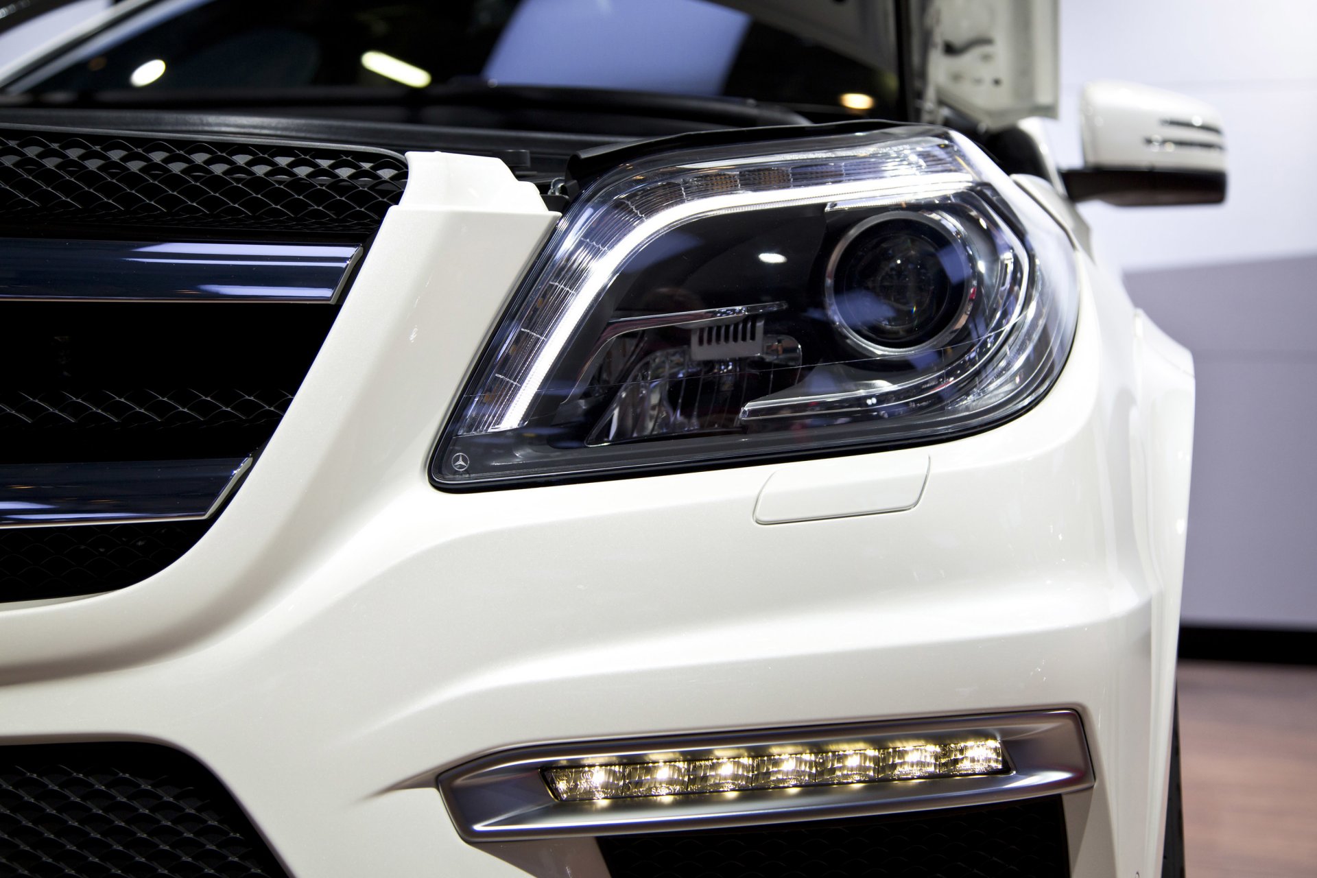 mercedes gl amg v8 light