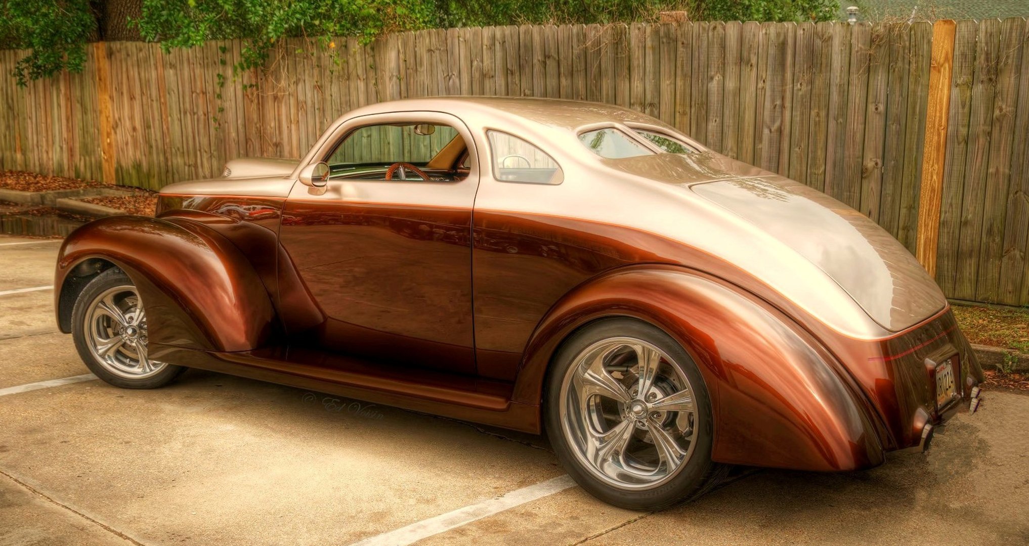 ford custom coupe brąz kolor nadwozie felgi chrom