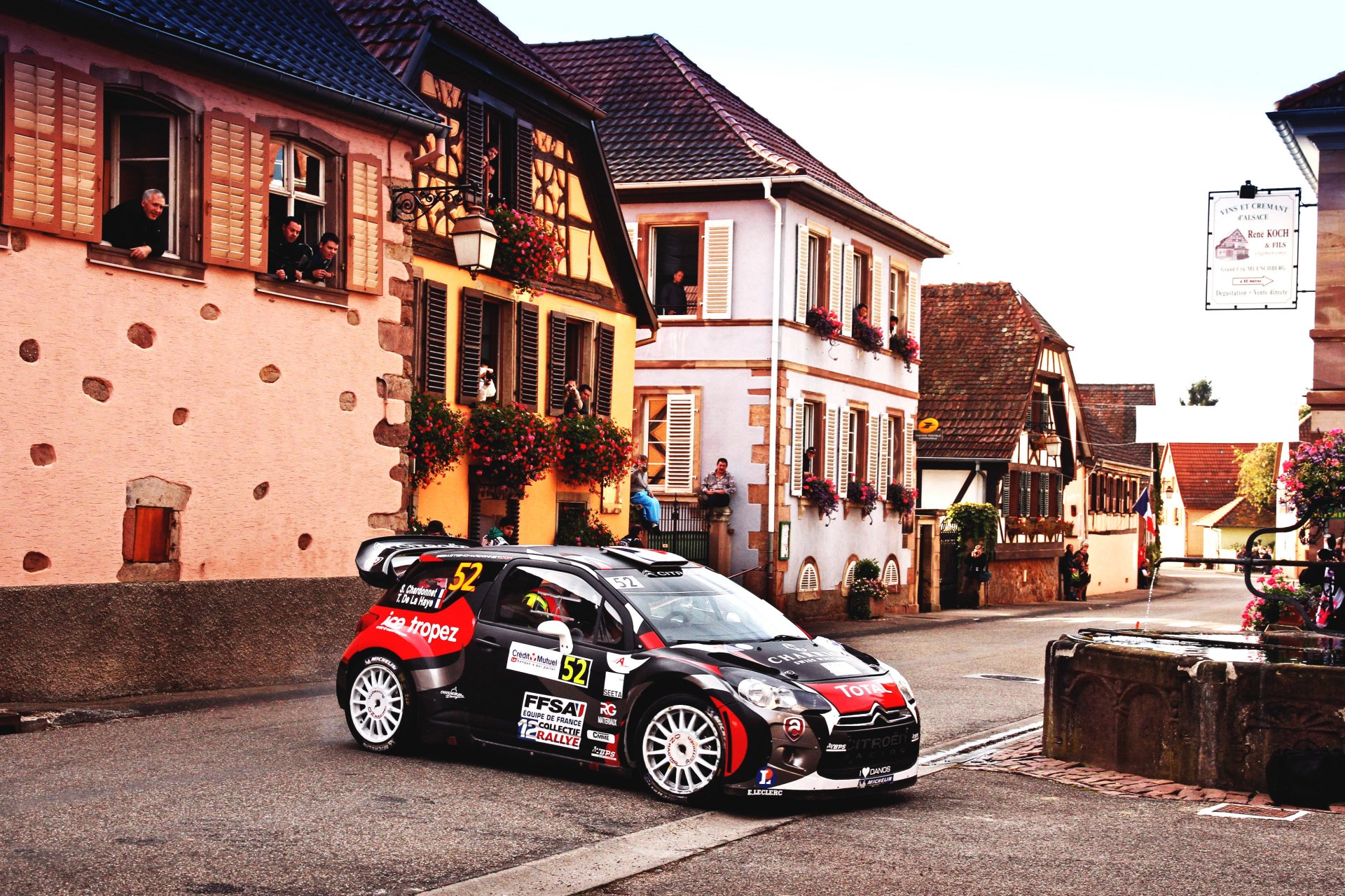 citroen ds3 wrc rally rally auto sport svolta città persone nero