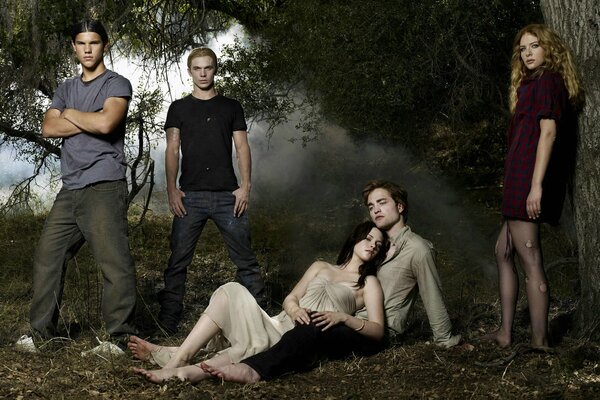 The main characters of the twilight series