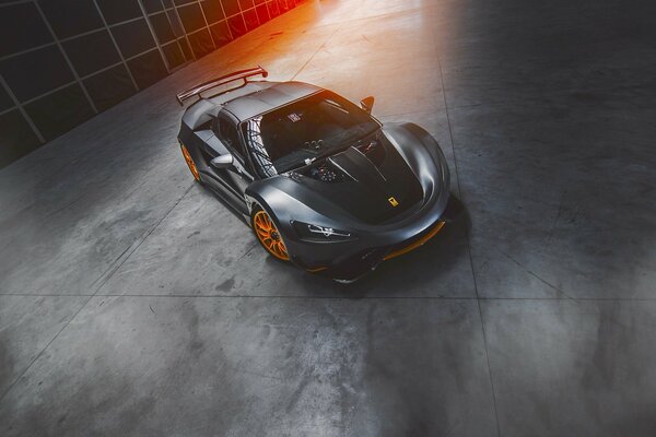 Tushek t500 black with orange wheels