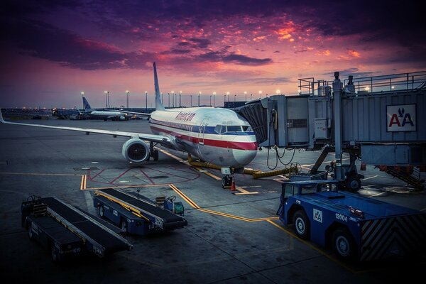 Avión de American Airlines en el aeropuerto de Chicago