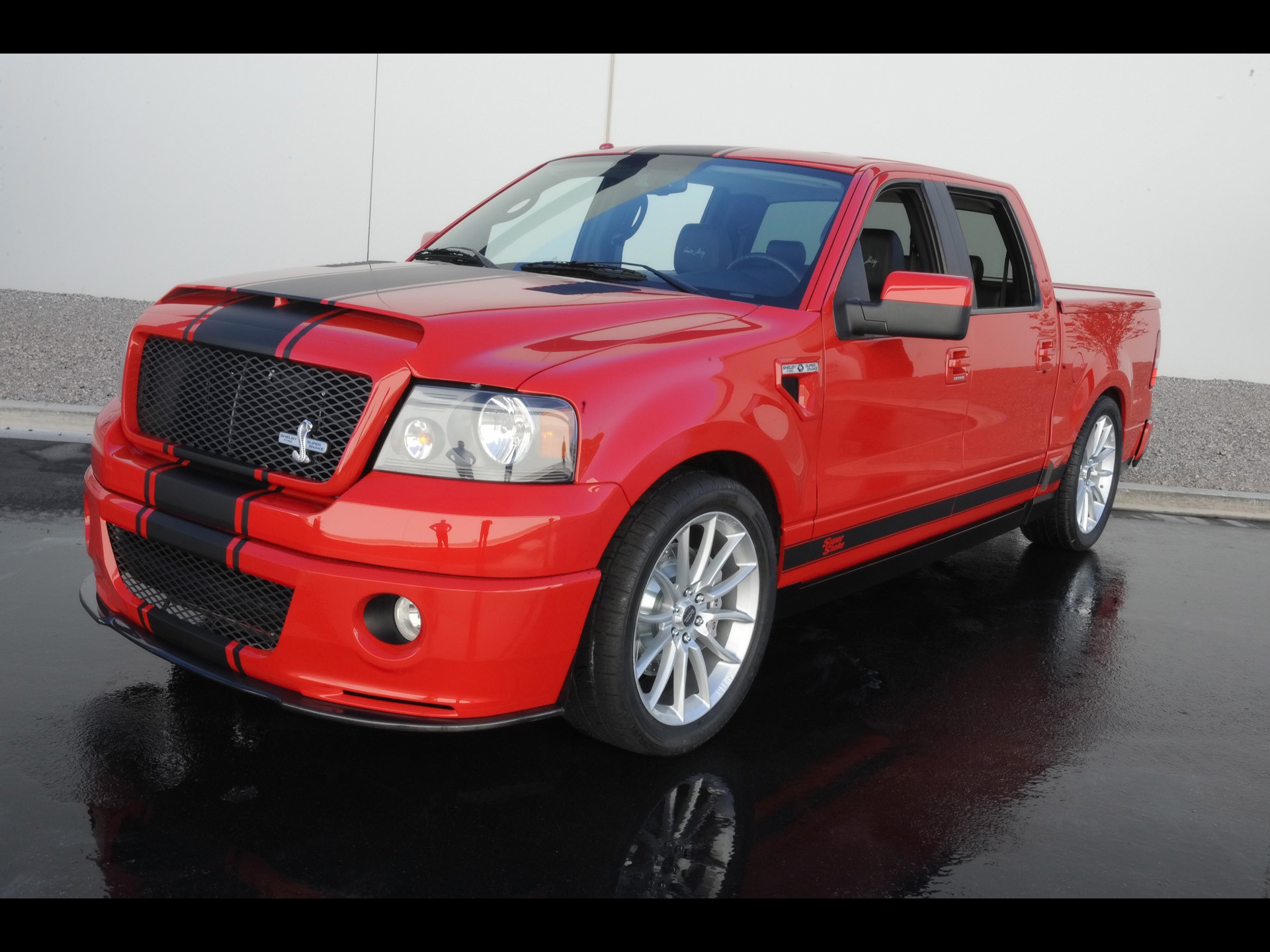 2010-shelby super-serpente-ford-f150 anteriore angolo 1920x1440