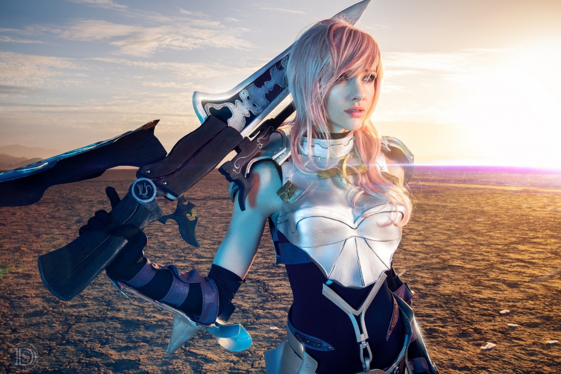 mädchen final fantasy xiii-2 cosplay blitz krieger wüste