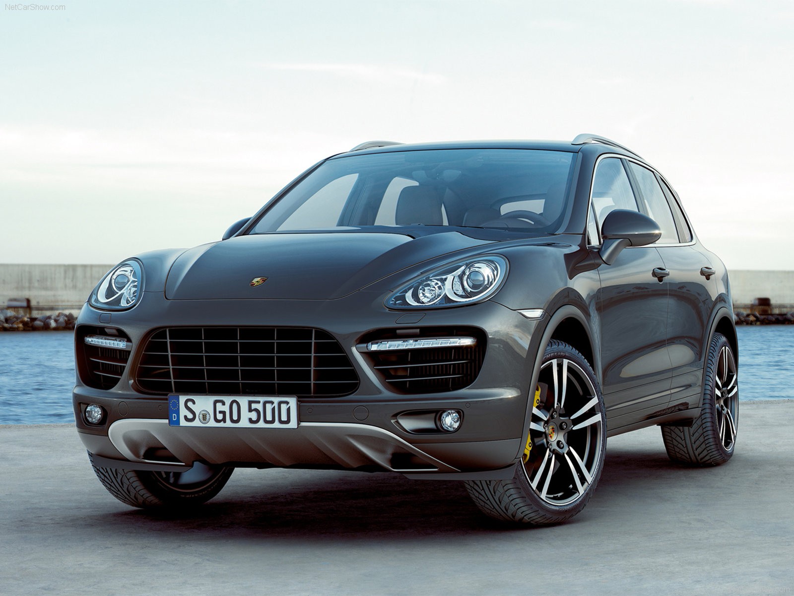 porsche cayenne 2011 nero