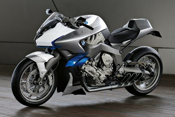 Neues leistungsstarkes BMW Motorrad