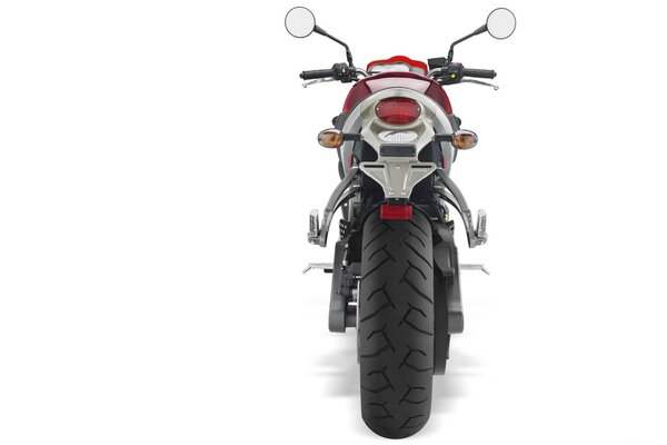 Noir et rouge buell 1125cr sur fond blanc. Vue arrière