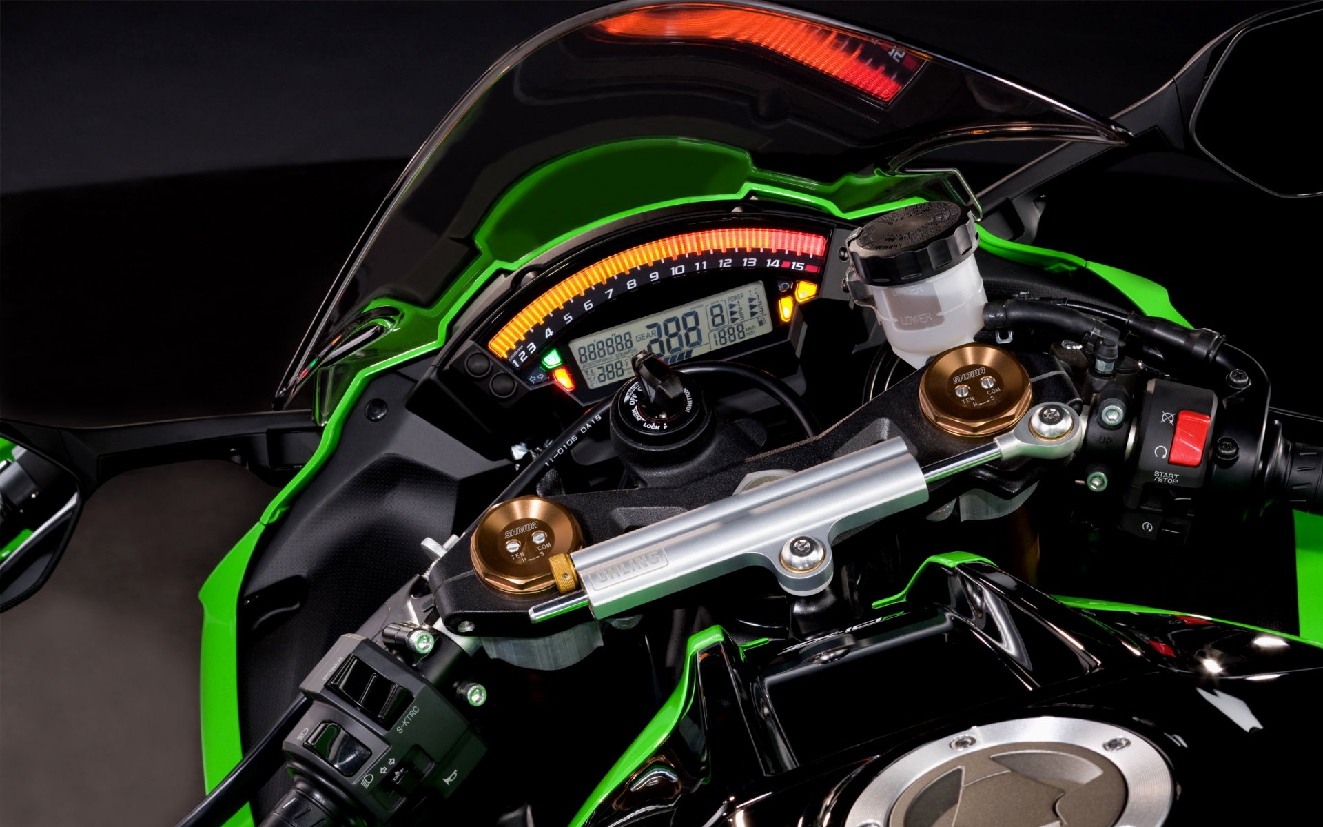 motorcycle moto view from first person bike bike kawasaki ninja zx-10r kawasaki engine 4-cylinder power 200 hp sense of speed wallpaper