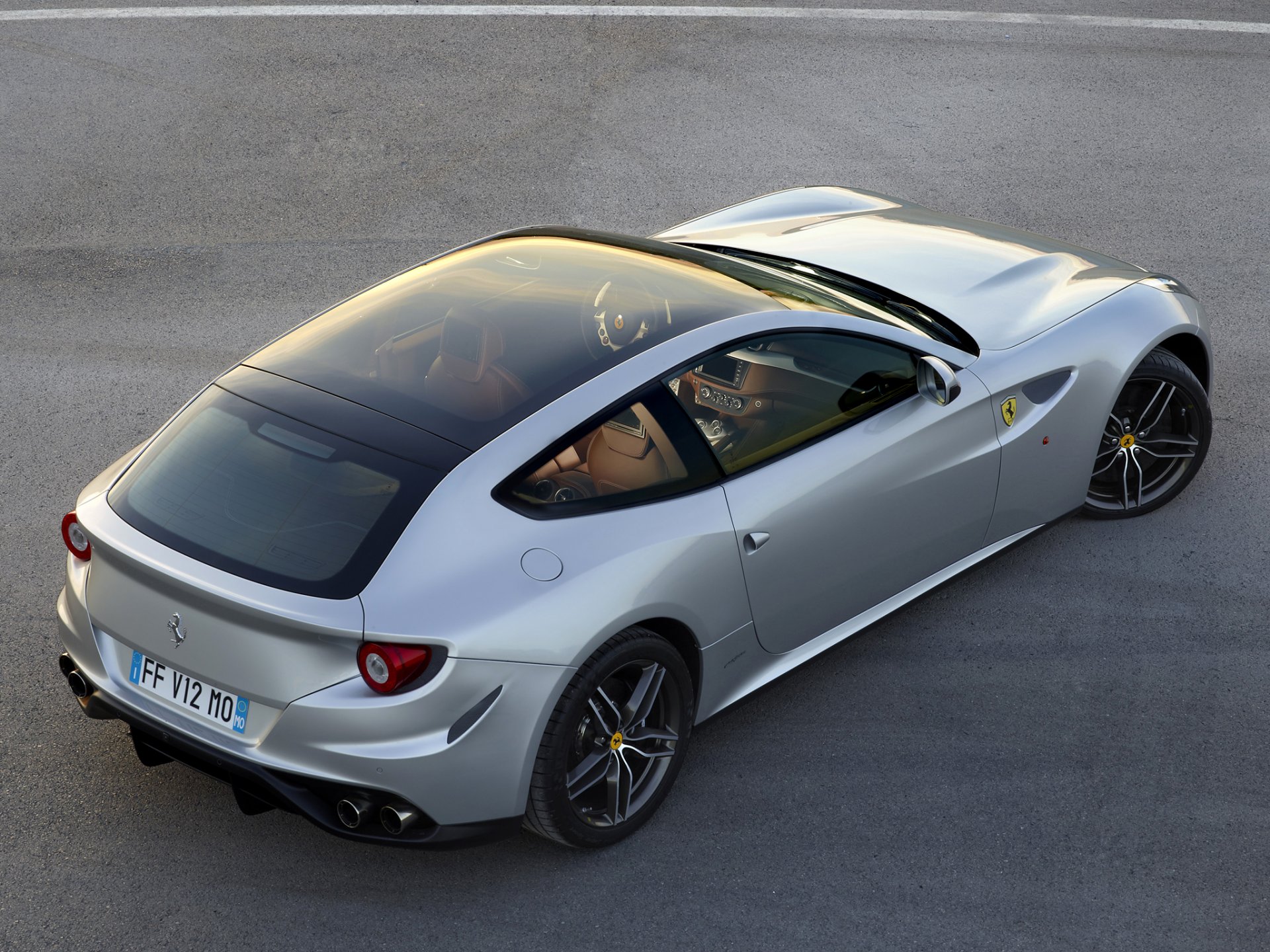 ferrari et au-delà panoramique argent gt supercar 4x4