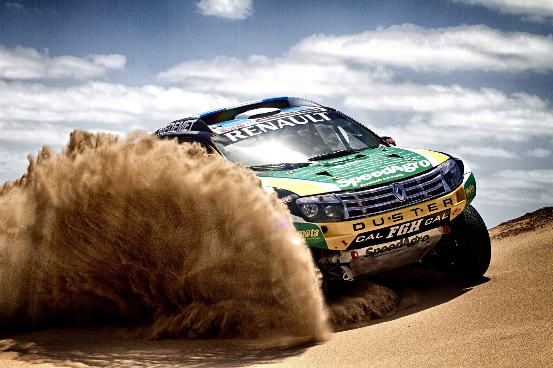 renault car machine dakar 2014 race rally sand front suv sport