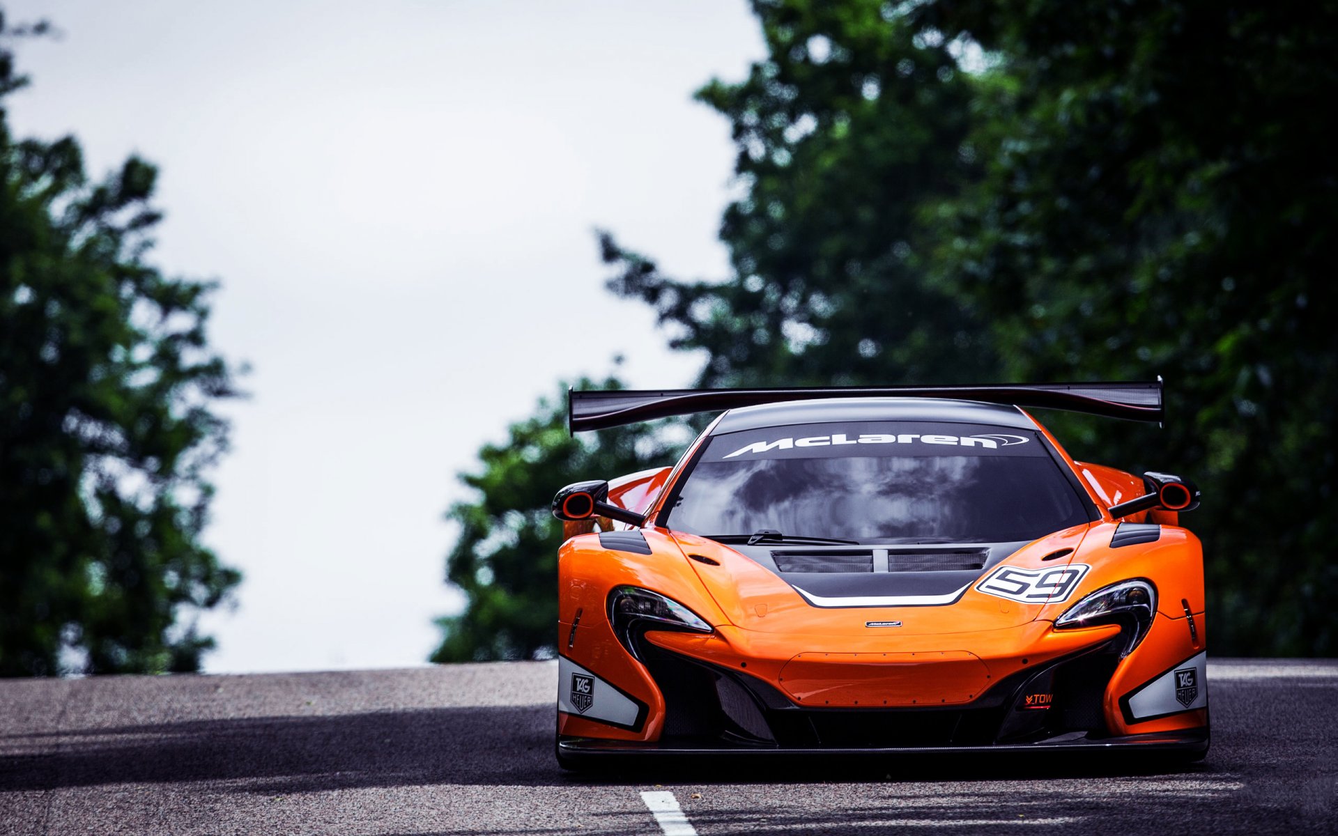 mclaren 650s gt3 coche deportivo auto coche brillante deporte frente faros capucha carretera