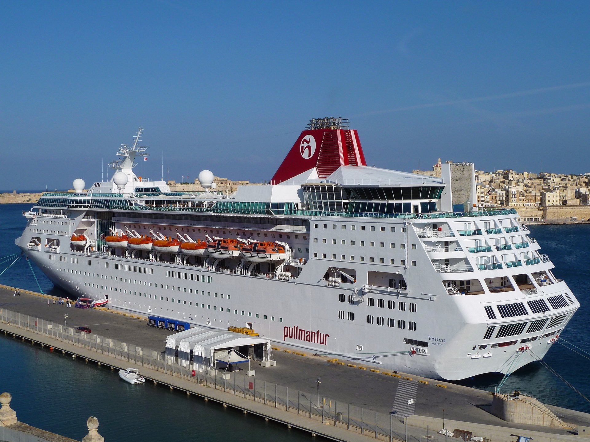 barco crucero muelle muelle mar foto