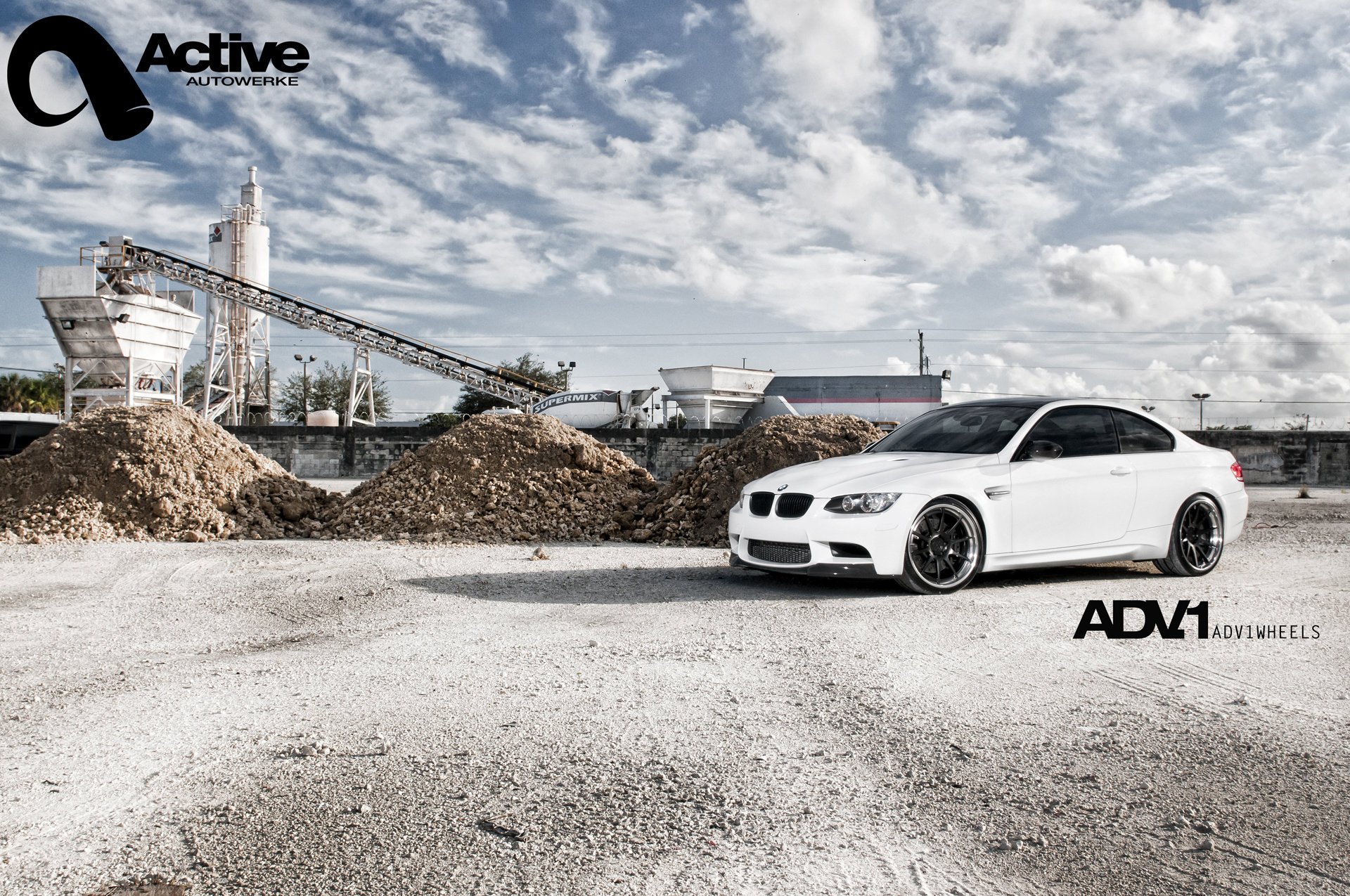 pilas bmw m3 e92 bmw sportcupe sportcar blanco tuning llantas baviera alemania auto coche nubes cielo auto blanco perfil transporte construcción automóviles automóviles vehículos coches