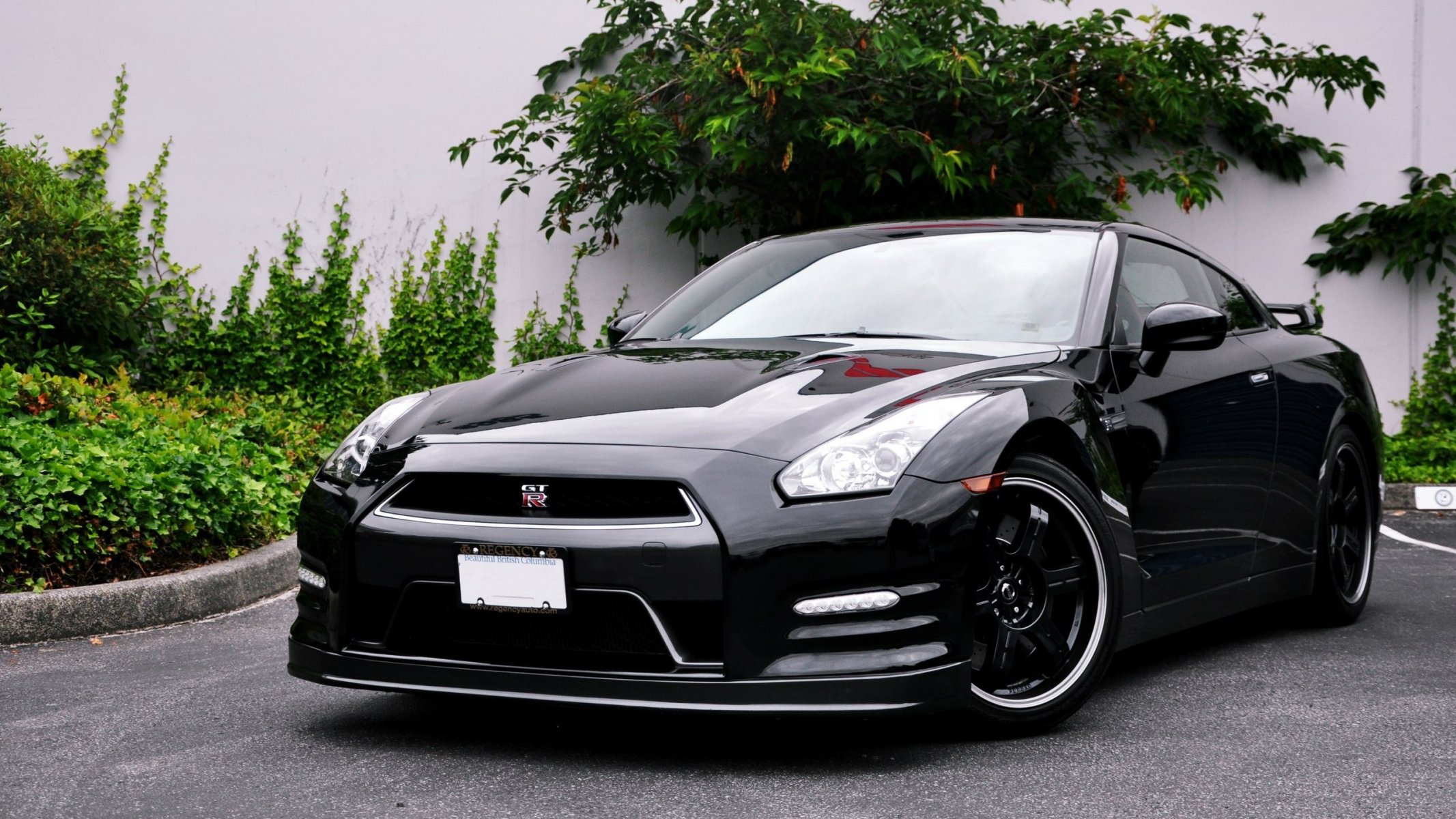 nissan gtr r35 czarny samochód