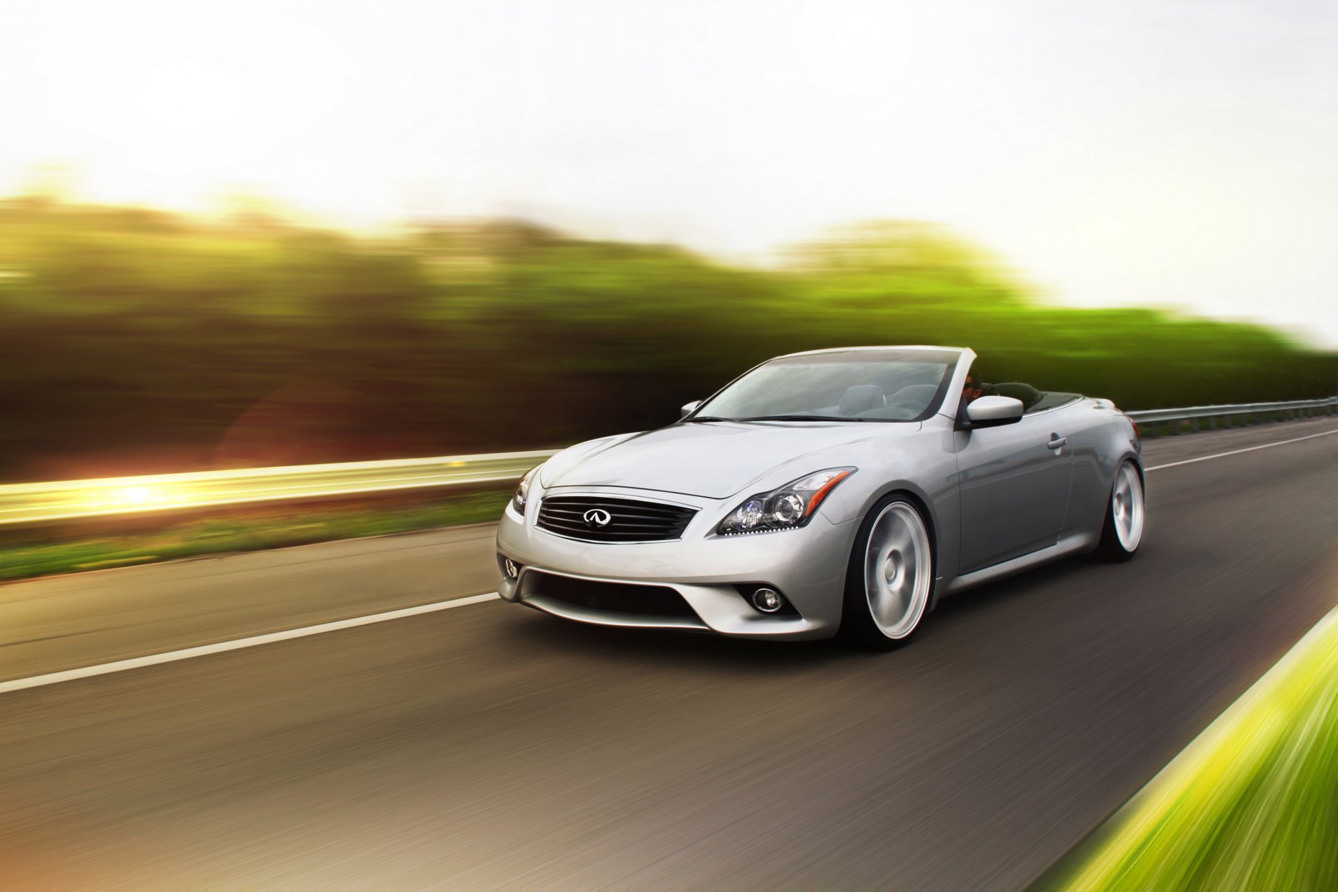 infiniti g37 s convertible silvery front