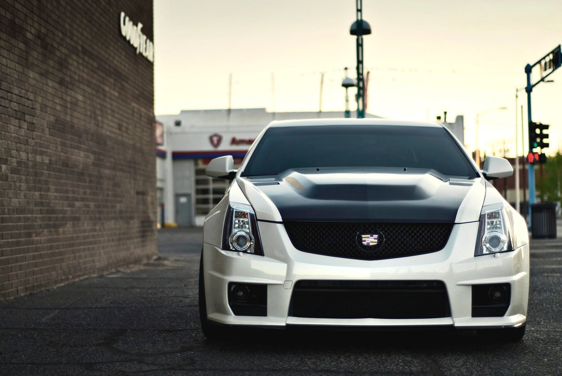 cadillac cts-v blanc avant cadillac. blanc devant