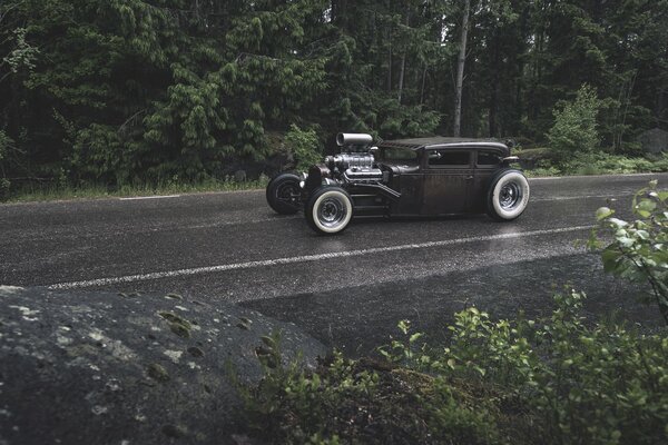 Vintage Ford in cloudy weather