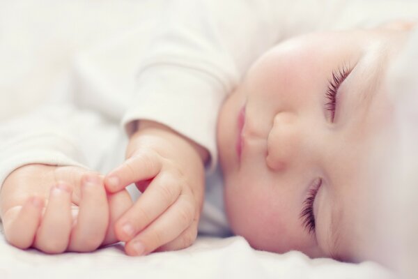 Jolie photo d un bébé qui dort