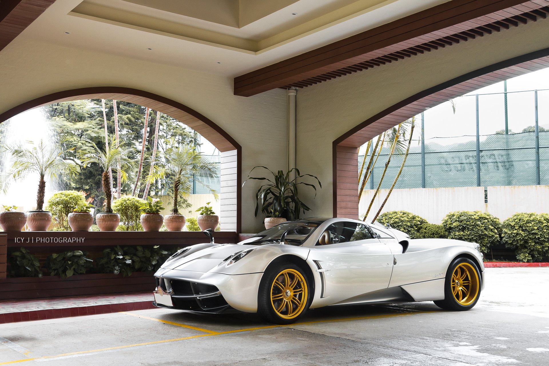 pagani huayra blanco v12 pagani huayra