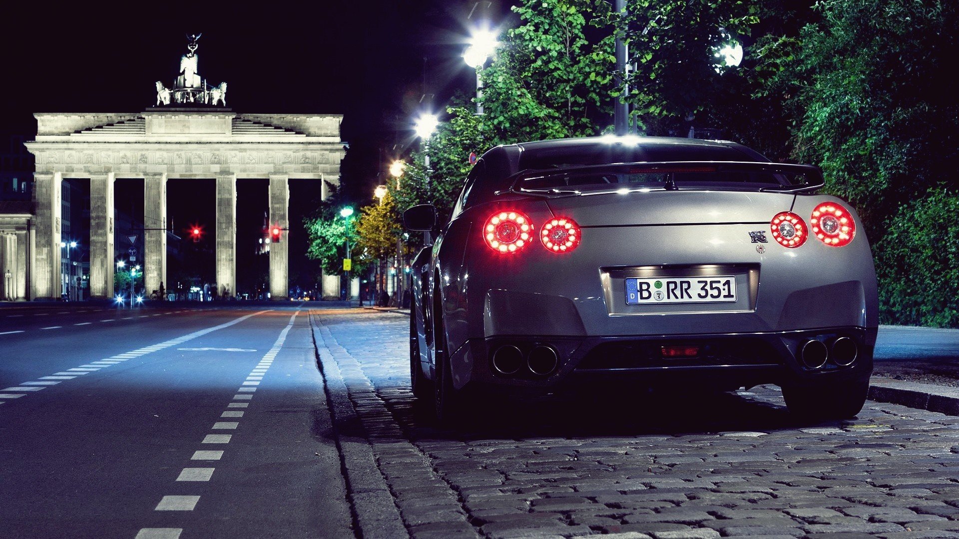 nissan gtr nacht paris stadt