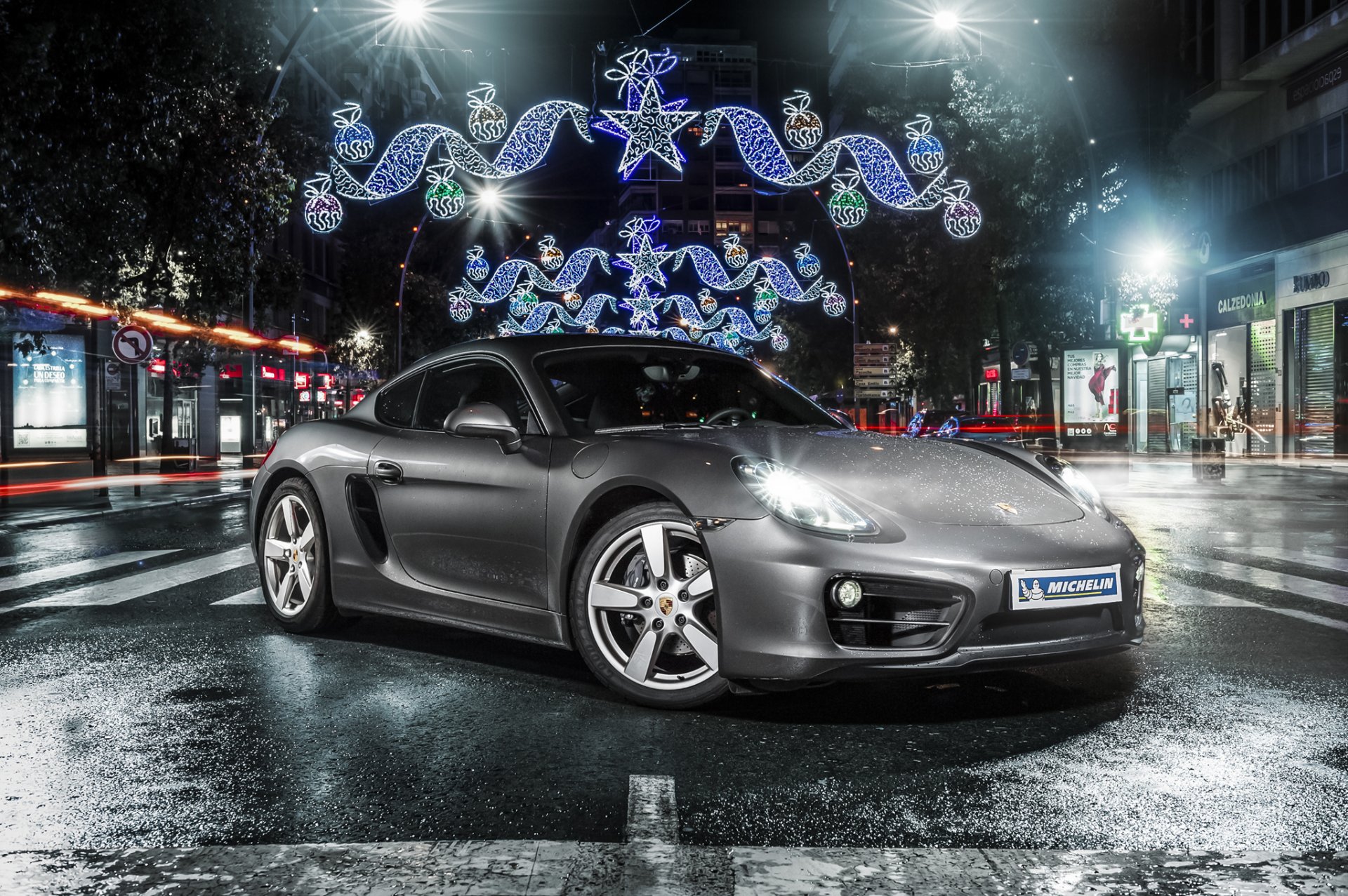 porsche cayman 981c серебристо передние michelin