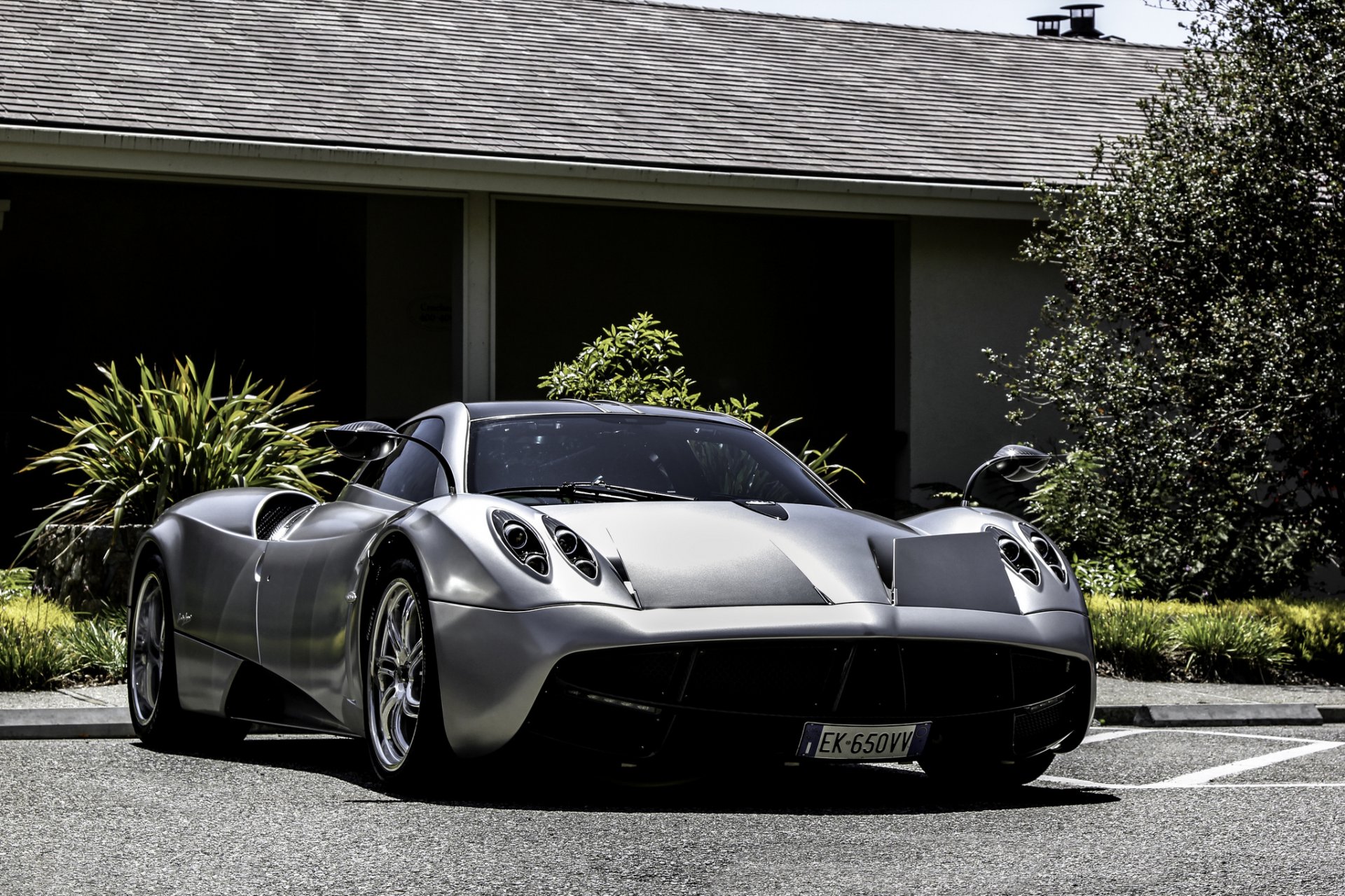 pagani huayra supersportwagen silber holz pagani uira silber
