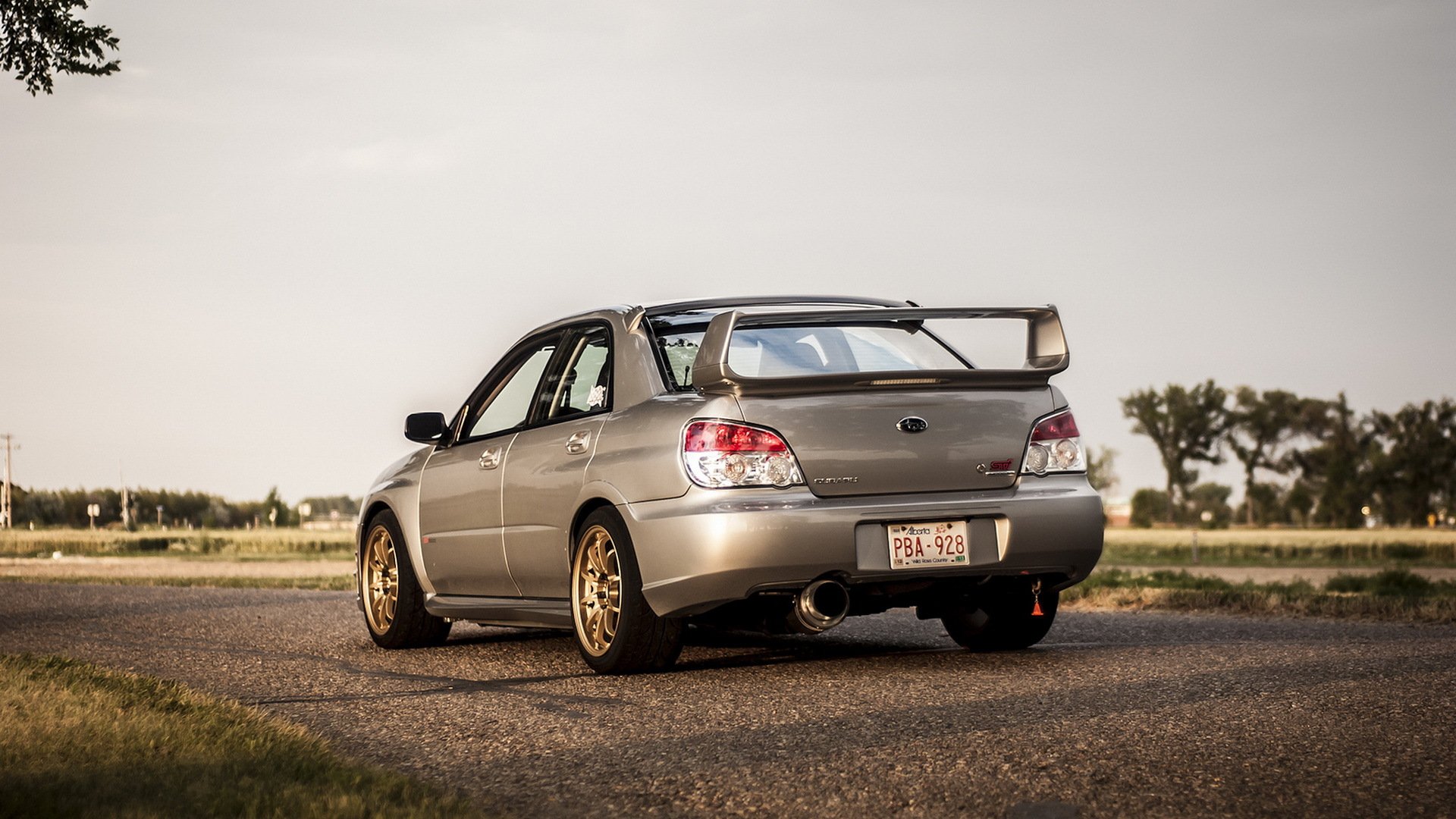 ubaru sti tuning subaru tył