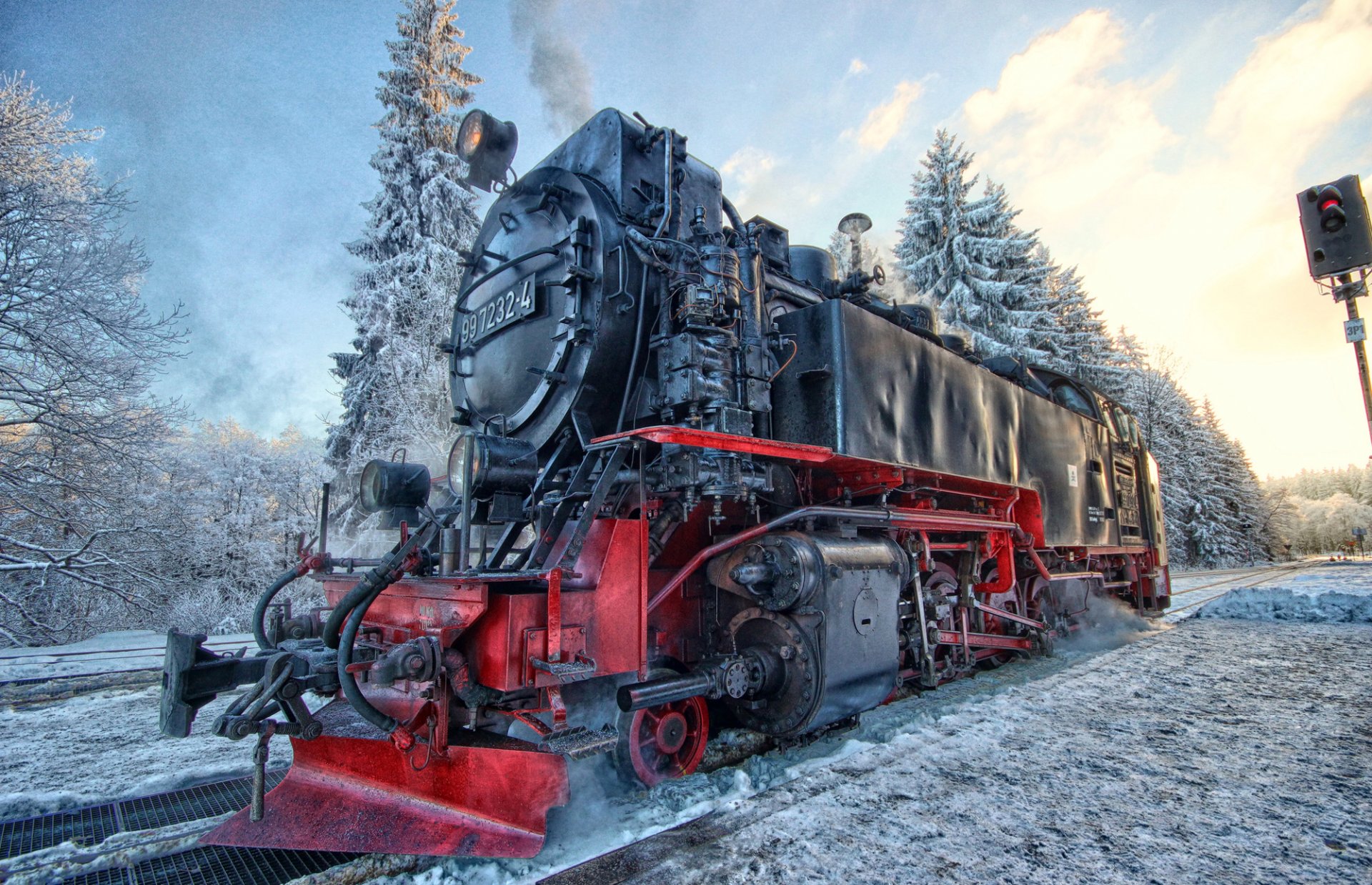 locomotiva a vapore inverno neve paesaggio semaforo