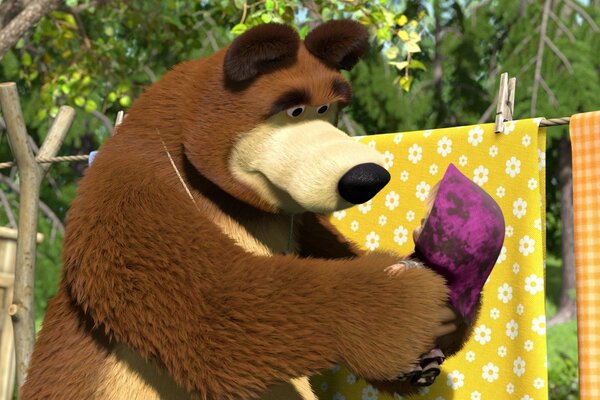 Cartoon Masha and the bear bathing