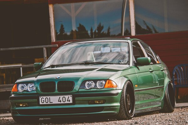 Zatuned green bmw e46