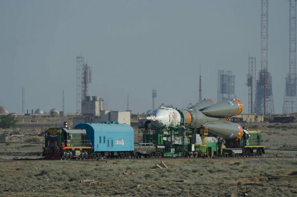 Somewhere in a deserted place, a rocket is being delivered