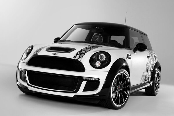 Azrographie mini Cooper sur motifs noirblanc