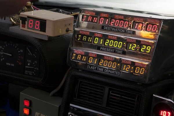 Maszyna DeLoreana z filmu Powrót do przyszłości