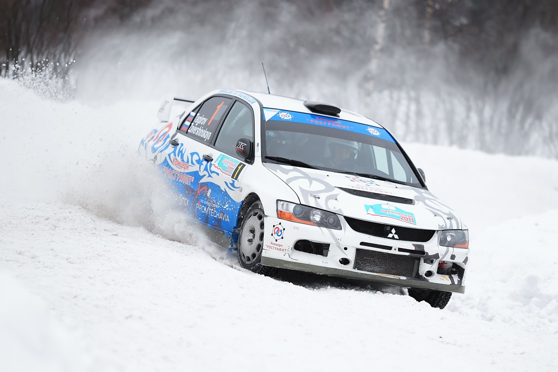 mitsubishi mitsubishi rallye evolution auto winter auto schnee schleudern weiß