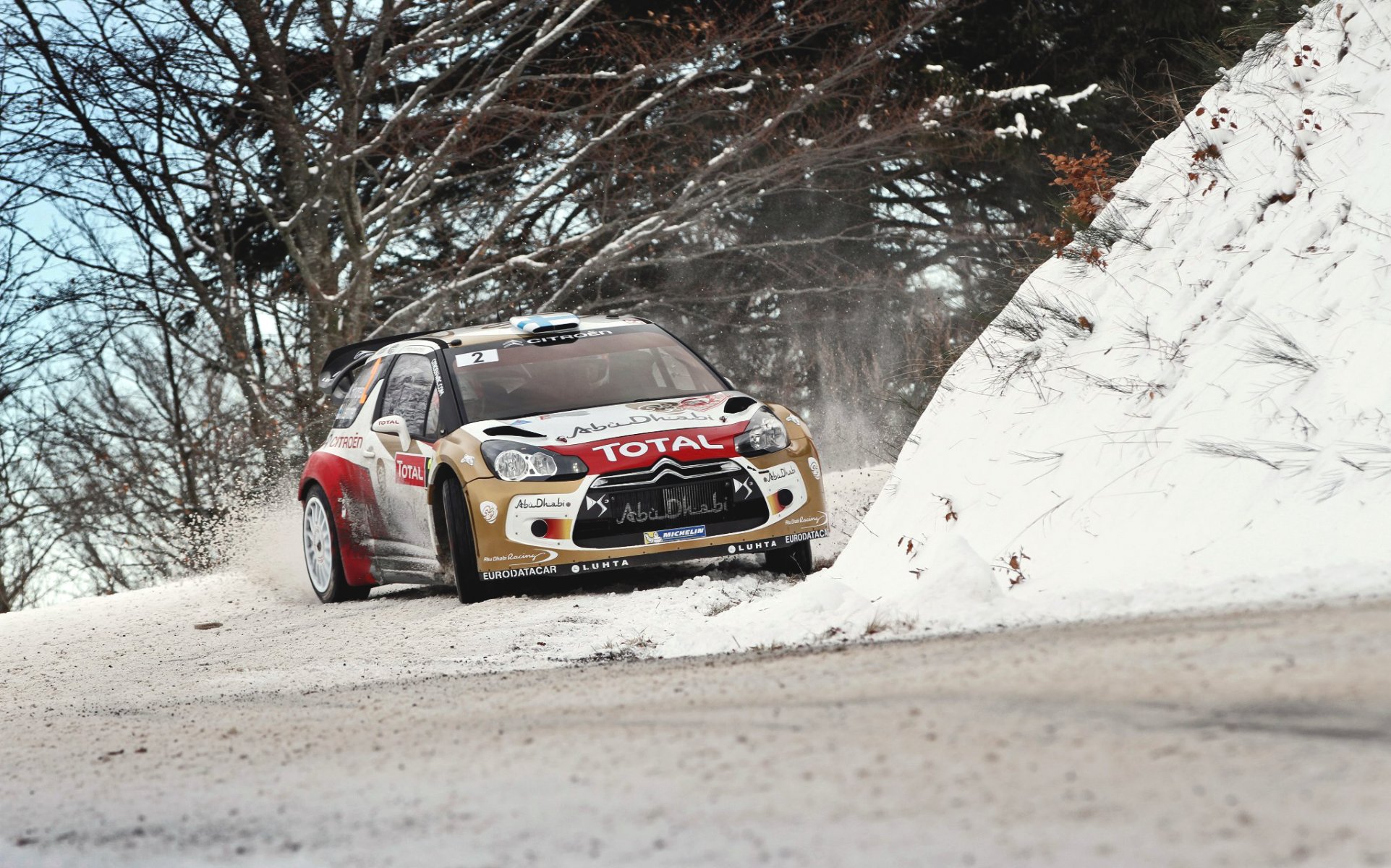 citroen ds3 zlot wrc rally sport auto samochód kaptur przód wyścig citroen turn zima śnieg poślizg