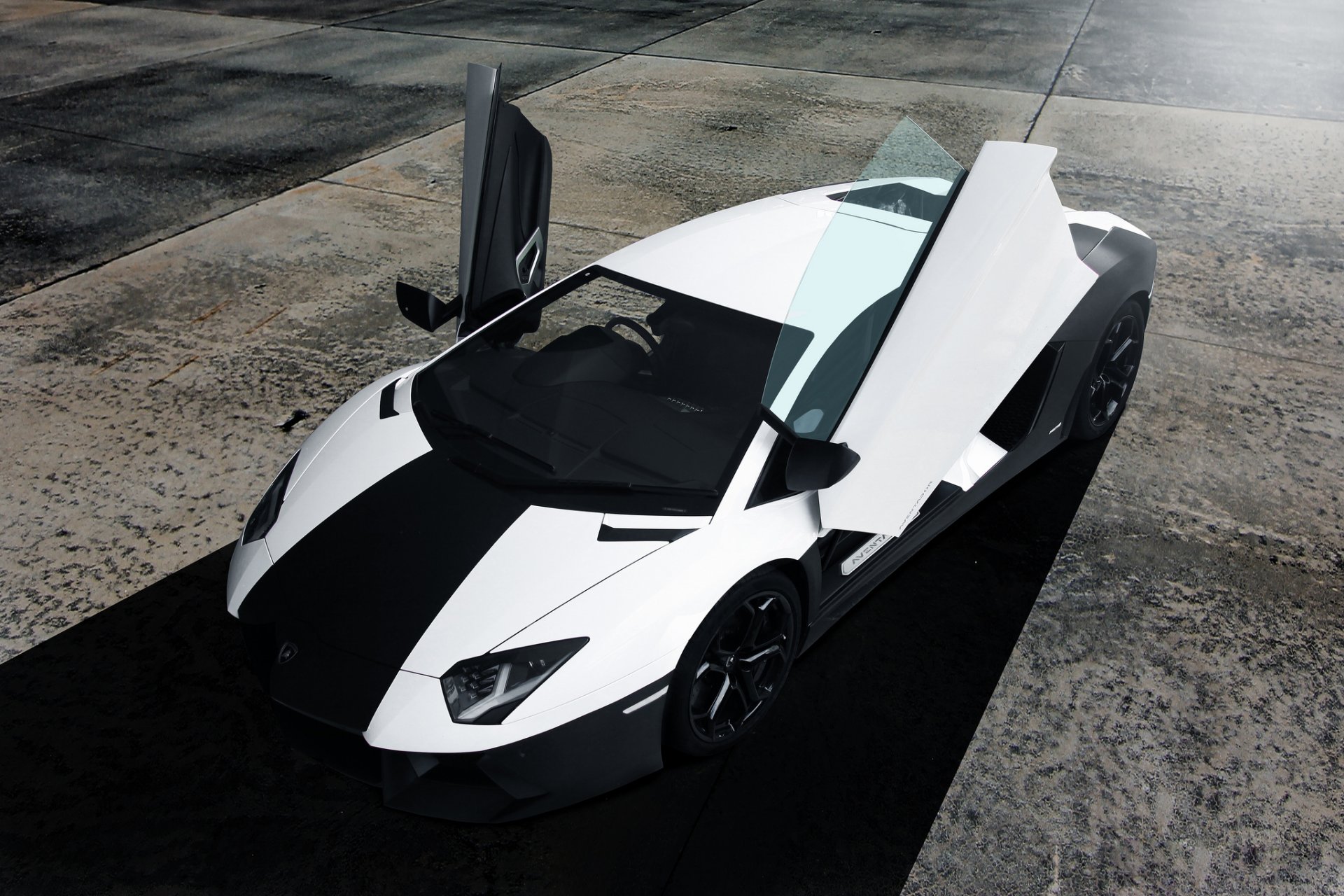 lamborghini aventador czarny biały przód lamborghini aventador przód