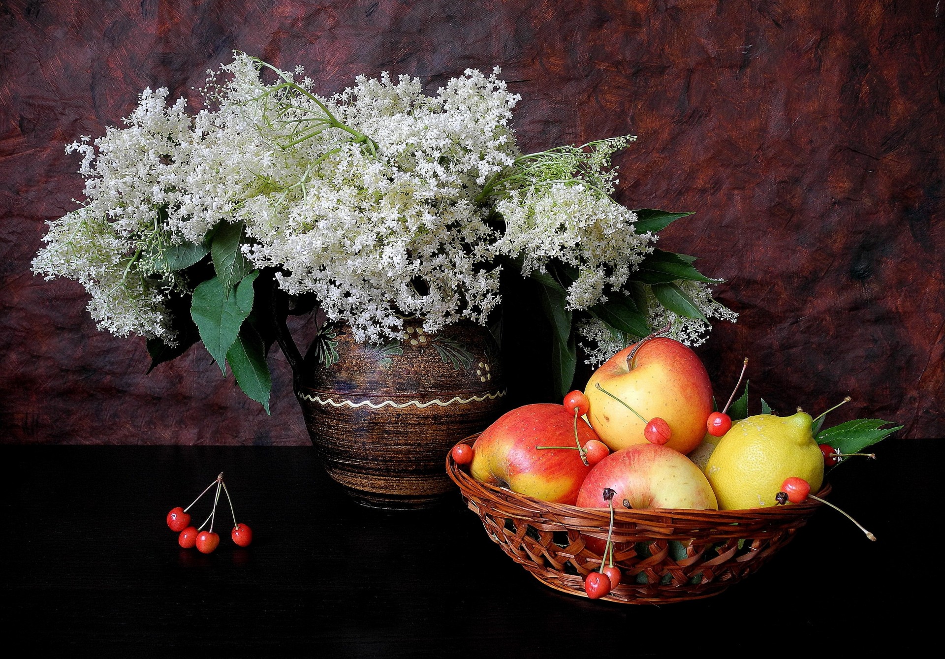 frutas cama flores