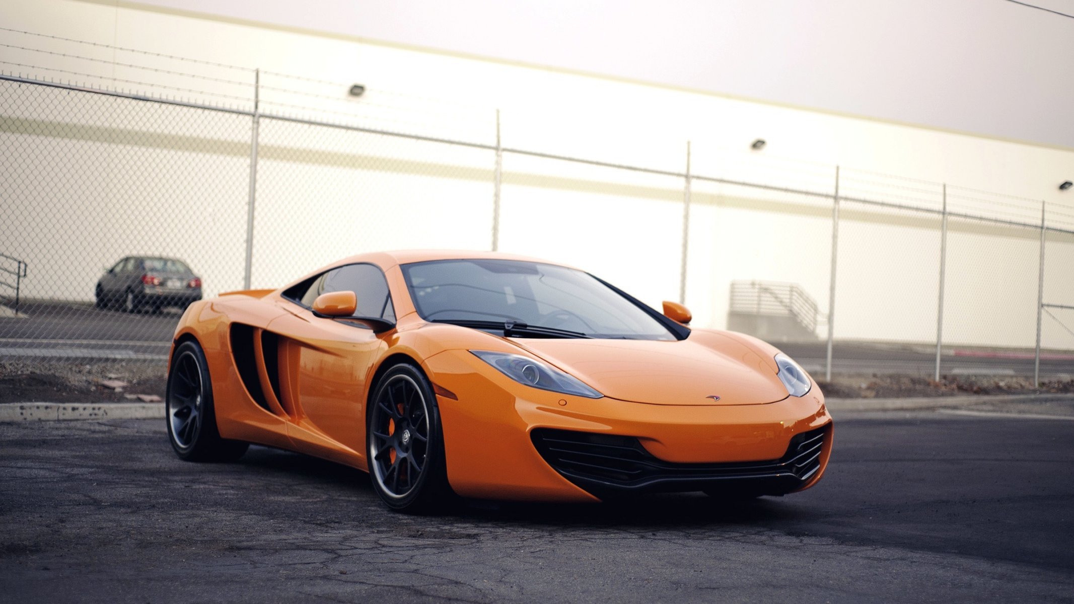 автомобиль обои mclaren mp4-12c оранжевый суперкар обоя макларен мп4-12ц красивая машина