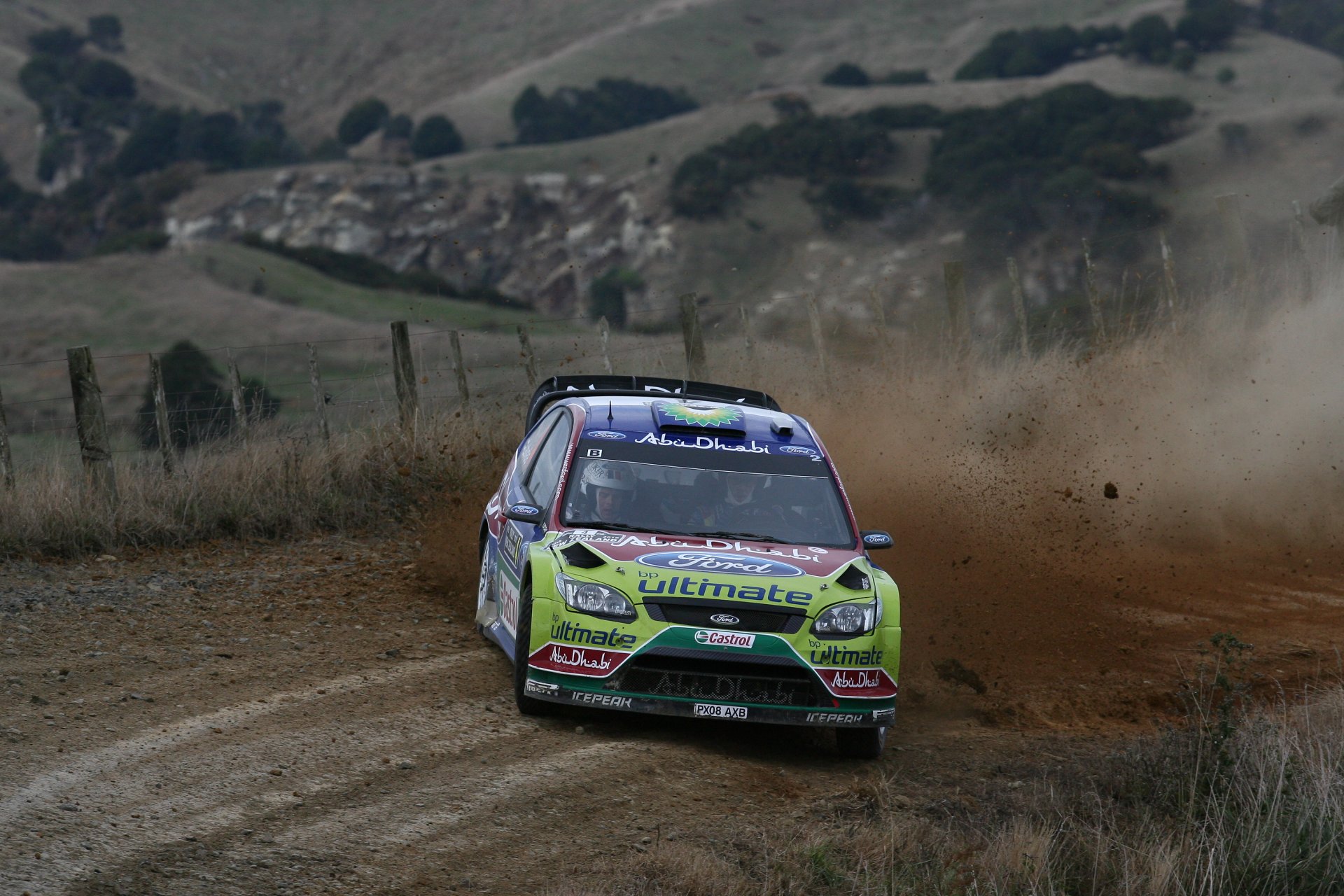 ford fokus rallye wkr jari-matti latvala schleudern fokus front