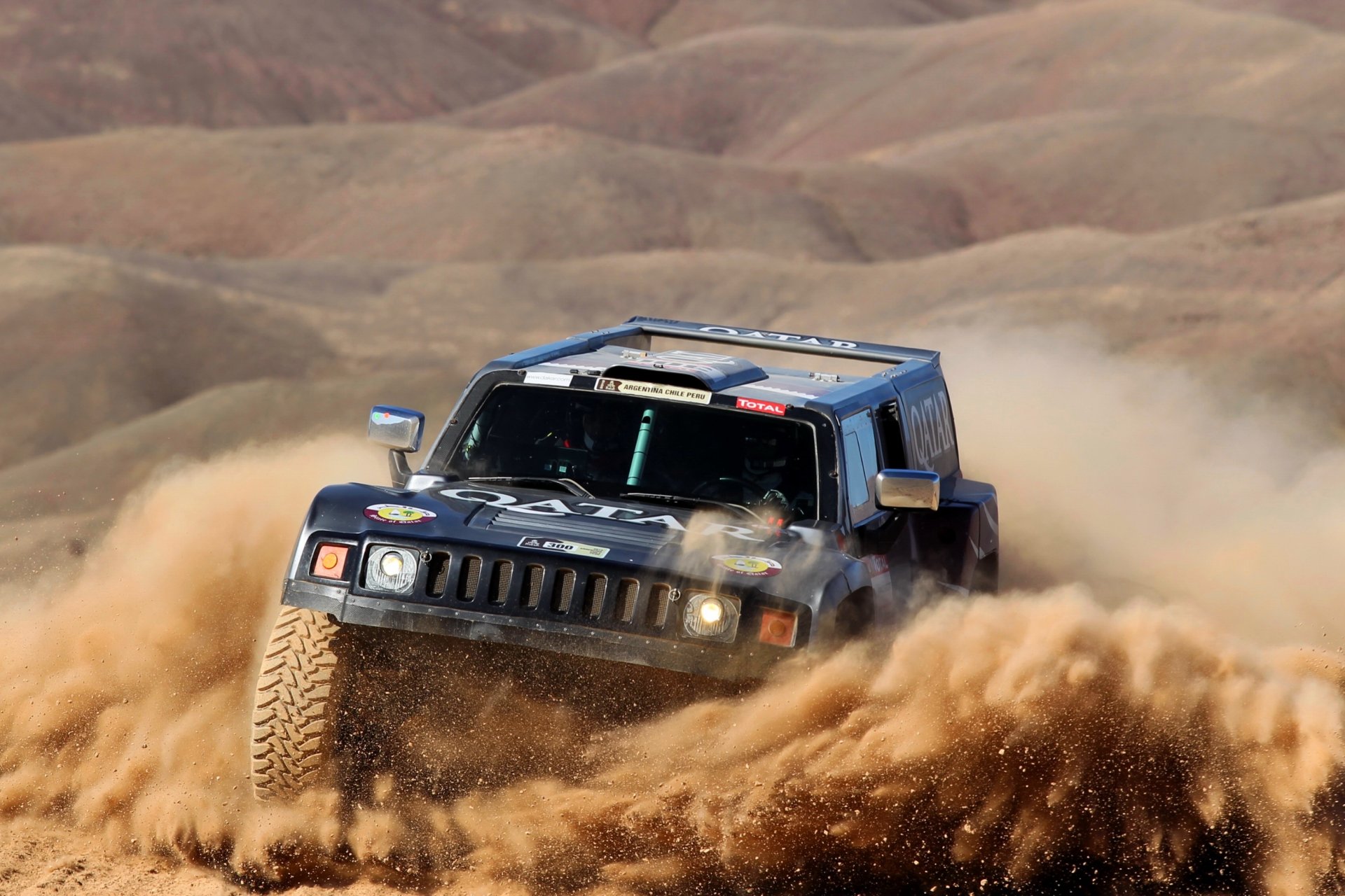 martillo dakar rally suv arena frente negro carrera deporte